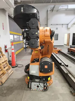 USED 2010 KUKA KR210