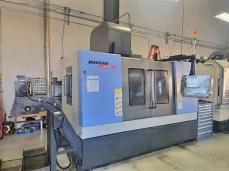Used 2009 DOOSAN MV 4020 Vertical Machining Centers Ohio US | Toolquip, Inc. #1326438