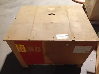 NEW ABB E4-A-3600AHR-HR4P10