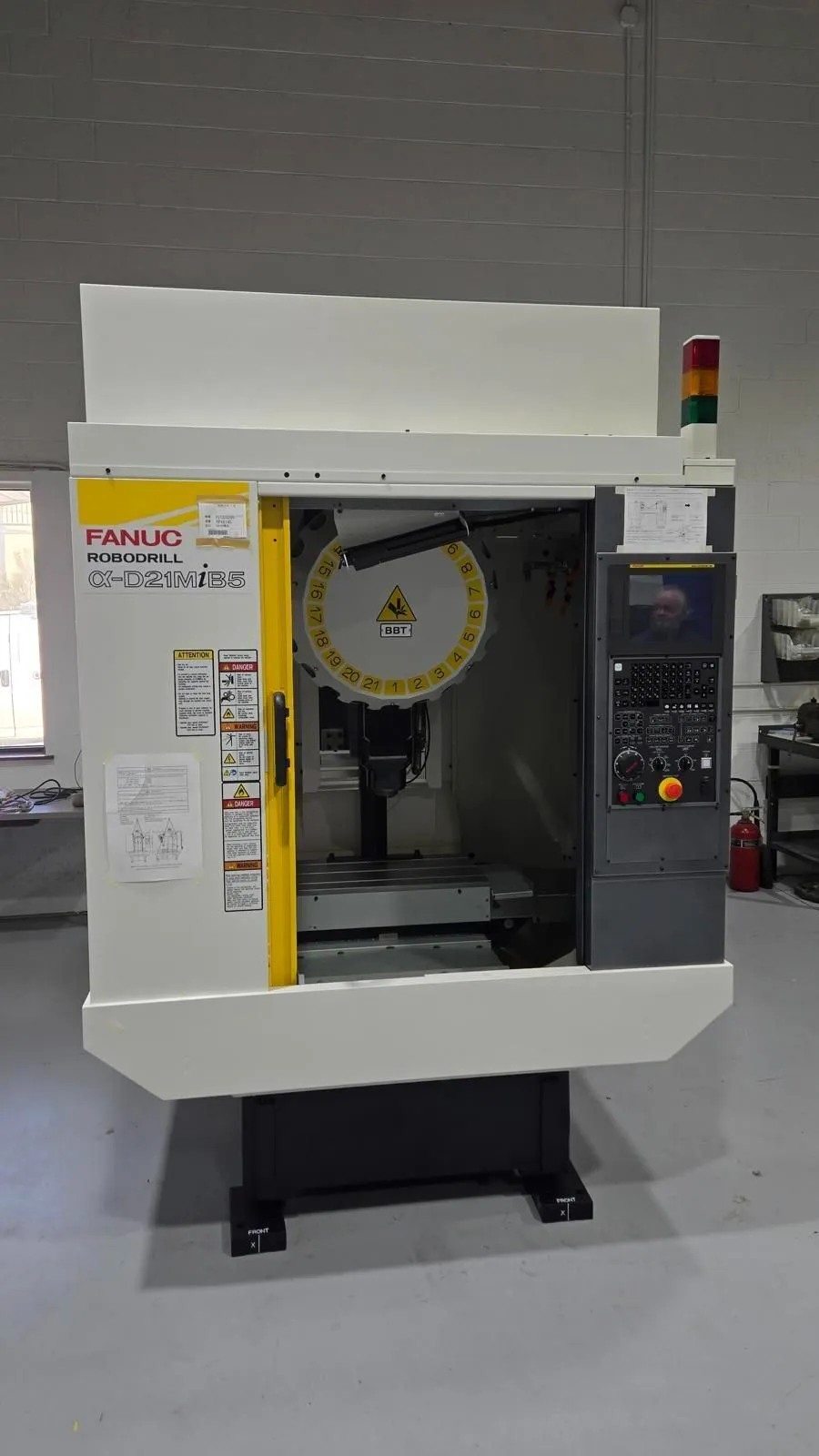 USED 2021 FANUC ROBODRILL ALPHA D21MIB5