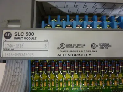 USED ALLEN BRADLEY 1746-IB32 SER B