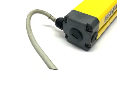 Used Leuze Safety Light Curtain Compact Transmitter, 14mm Resolution 563101 Light Curtains & Grids Michigan US | Maverick Industrial Sales #1475345