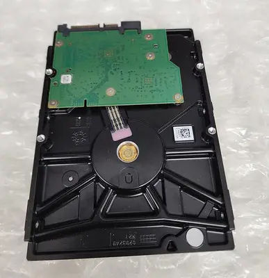 USED SEAGATE ST2000DM001