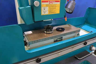 Used 2011 Clausing CSG-2A618, LIKE NEW FROM A SCHOOL Reciprocating Surface Grinders New Jersey US | Machinery Values #1371724