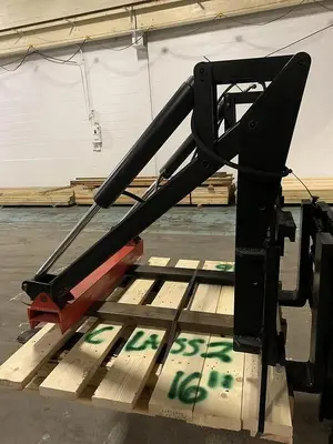 LONGREACH FORKLIFT ATTACHMENT CLASS II WITH HYDRAULIC CLAMPING 0CNC040W36001