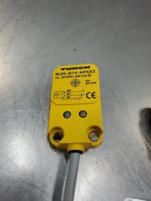 Turck NI20-Q14-AP6X2-0.2M-RS 4T 10-30VDC 200mA Sensor Module. 5E-20
