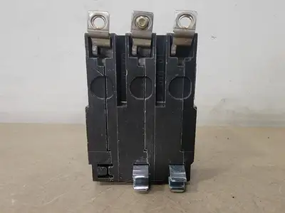 USED SQUARE D QO250