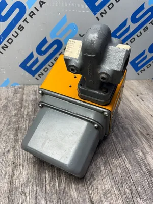 MAXON 1-1/4" 5000 1 Other Valves & Manifolds | ESS Industrial Equipment Sales (8)
