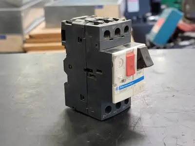 Used TELEMECANIQUE GV2ME07 Switchgears British Columbia CA | Lenmark #241845