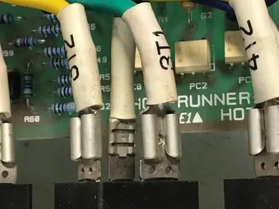 USED HOTSYS HOT-RUNNER SYSTEM