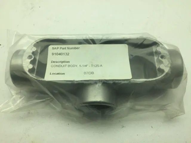 Appleton T125-A Conduit Body 1-1/4 Lot of 3