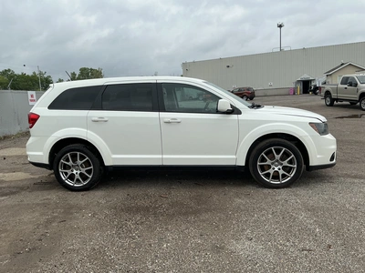 USED 2015 DODGE JOURNEY