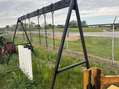 Heavy Duty Metal Hanging Storage with chains