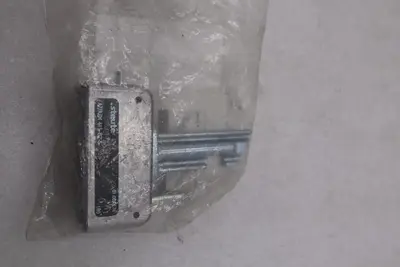STEUTE AZ/ AZM 415-B2-S  Actuator 101203908 STOCK K-3774