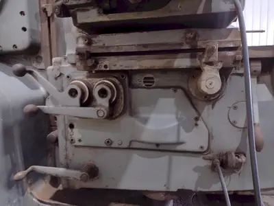 #4 K&T MILWAUKEE MODEL # 420 TF-17 HORIZONTAL MILL: STOCK #18926