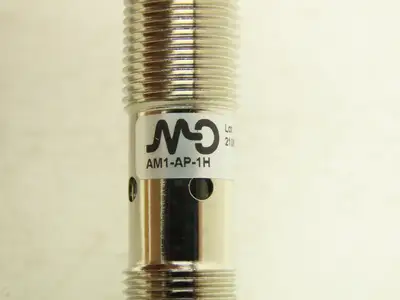 Micro Detectors AM1-AP-1H Inductive Proximity Switch/Sensor 10-30VDC 18mm OD