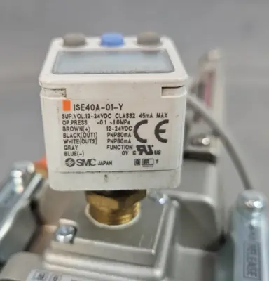 SMC AW-N04D-8Z + VHS40-N04-Z Main Pressure Regulator Loc6D32
