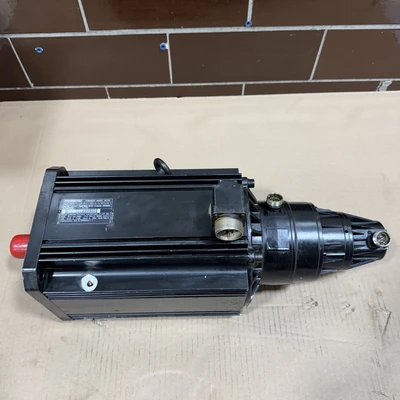 USED Indramat Bosch Group MAC112B-0-GD-4-C/130-A-0/WI524LV