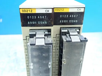 USED OMRON C200HOD212