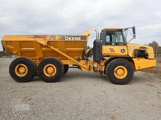 Used 2015 DEERE 300D II Articulated Dump Trucks South Carolina US | Palmetto Machinery #1436825