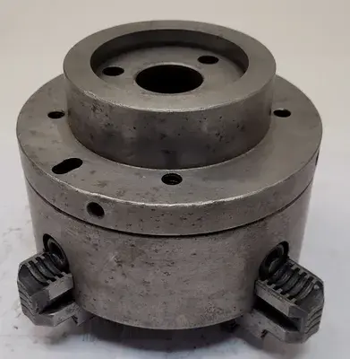 USED KC U75 - 6IN - 4 JAW CHUCK