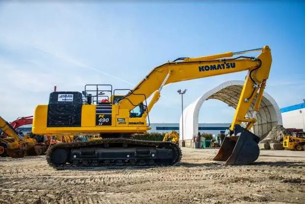 USED 2022 Komatsu PC490LC-11