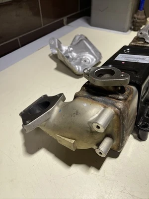 *OEM* GM Duramax Diesel EGR Oil Cooler 906-002-0000 T.Rad North America Warranty