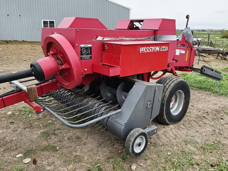 Used 2014 MASSEY FERGUSON 1841 Square Balers Idaho US | Berry Machinery #983926