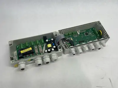 USED PULSAFEEDER MICROVISION FLOW CONTROLLER UNIT 120V 5A SFT. VER. 1.39