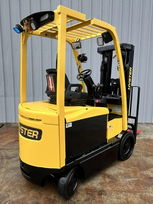 USED 2016 HYSTER E50XN