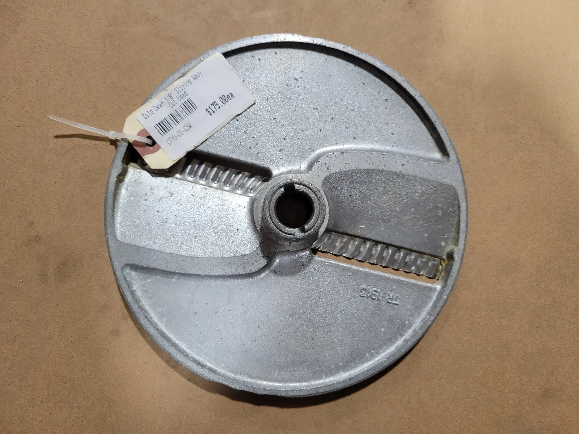 Dito Dean 1/8" Slicing Wavy Cut Used
