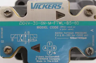 NEW VICKERS 02-128032 SOLENOID VALVE DG5S-8-2N-T-M-FTWL-B5-30 DG4V3S6NMFTWLB560