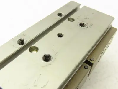 Used DE-STA-CO _UNKNOWN_ Pneumatic Cylinders Indiana US | Arrow Industrial #1249958