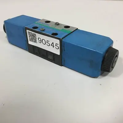 USED VICKERS DG4V-3S-33C-M-U-H5-60