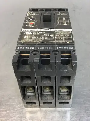 SIEMENS I-T-E Circuit Interrupter E63A005 5A 3 Pole 600VAC 4F
