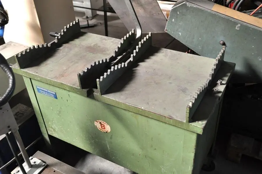 USED VERTICAL UP STROKE SAW FOR TUBES