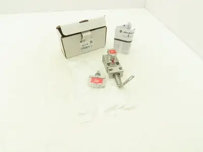 Allen Bradley 440T-MSALE10DB Guardmaster Trapped Key Interlock Switch With Key