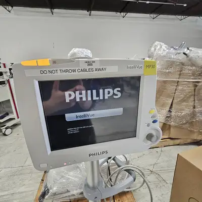 Used Philips (16)Philips MP30 With Module & 18 EDEN IM8 with CO2 OPTION ( LOT Of 34 Units) Patient Monitors Texas US | PT Medical Technologies #1458745