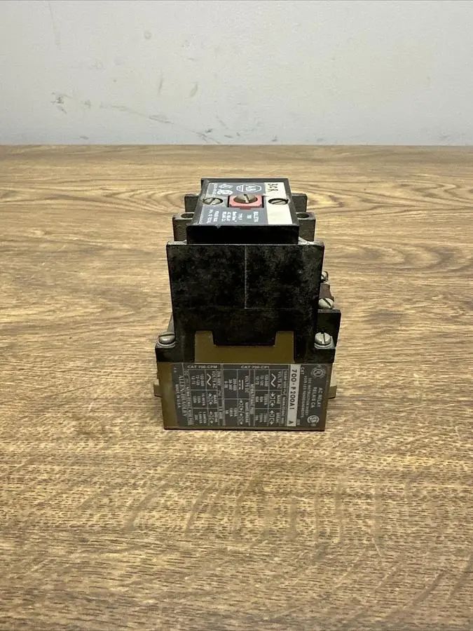 Used ALLEN-BRADLEY 700-P200A1 Miscellaneous Equipment (Electrical & Power) Ohio US | Surplus Asset Holdings #1245561
