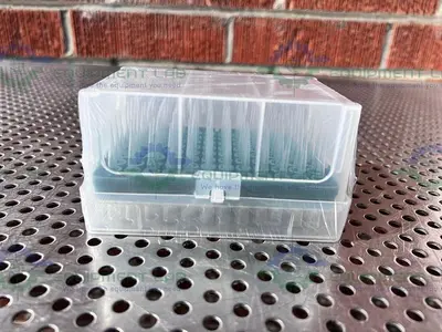 USED BOX OF 10 - ART 2769-HR SOFTFIT-L FILTERED PIPETTE TIPS IN HINGED RACKS 200 ΜL