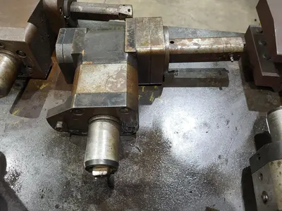 USED 1900 MAZAK TOOLING