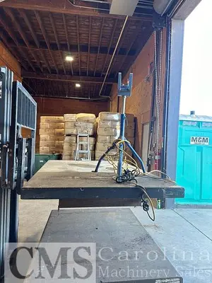 Unknown 8000 lb Scissor Lift