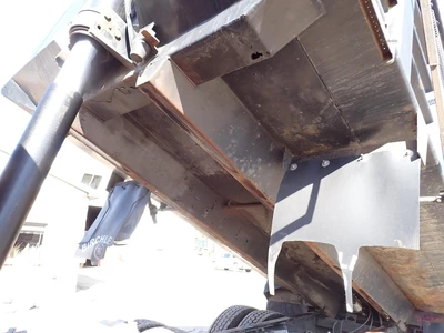 Used 2003 FREIGHTLINER FL112 Mobile Cranes Massachusetts US | Brookside Equipment Sales #1421937
