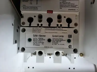 USED EATON CUTLER-HAMMER HFD3015