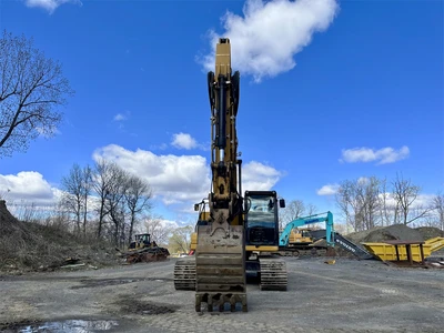 Used 2019 CATERPILLAR 320 Crawler Excavators | Abele Tractor #1342757