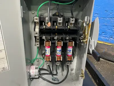 Used HAMMOND MANUFACTURING 138688 Transformers Ohio US | HGR 24 #1520816