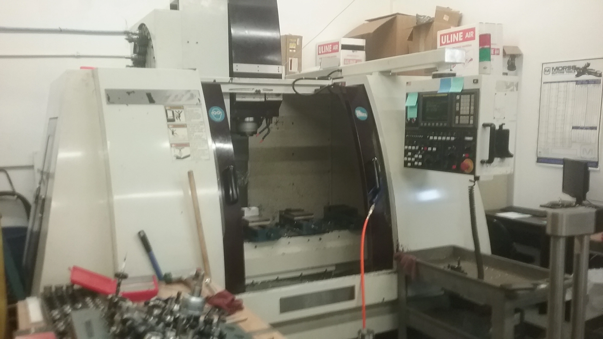 USED 2004 CHEVALIER VMC-4020