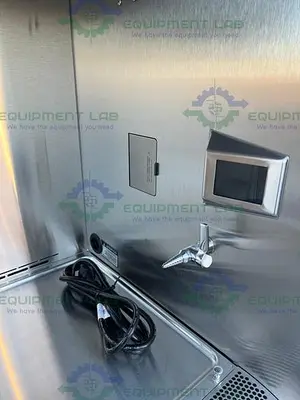 USED LABCONCO 302611100 CLASS II TYPE A2 LOGIC + BIOLOGICAL SAFETY CABINET 6 FT, 115V