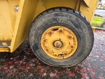 USED CATERPILLAR V200B STR