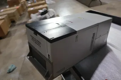 ALLEN BRADLEY 20BD065A0AYNAND0 50 HP 480V POWERFLEX 700 VFD DRIVE NEW S-425